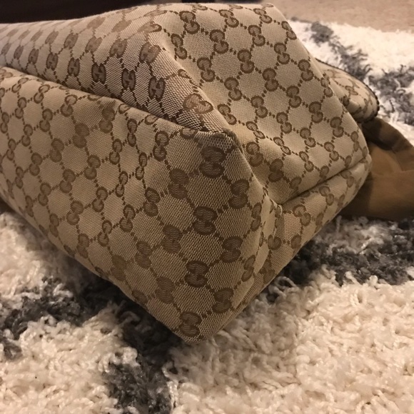 🎉🎉 SOLD 🎉🎉 (more photos) Gucci Horsebit Hobo - Picture 5 of 8